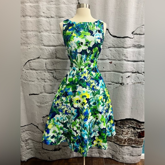 Evan Picone Dresses & Skirts - Black Label Evan Picone Colorful Blue Green Yellow Pansy Floral Aline Fit Flare